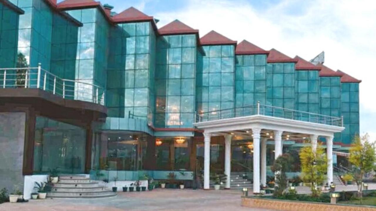 Hotel Padmini Palace Rāni Pokhri Buitenkant foto