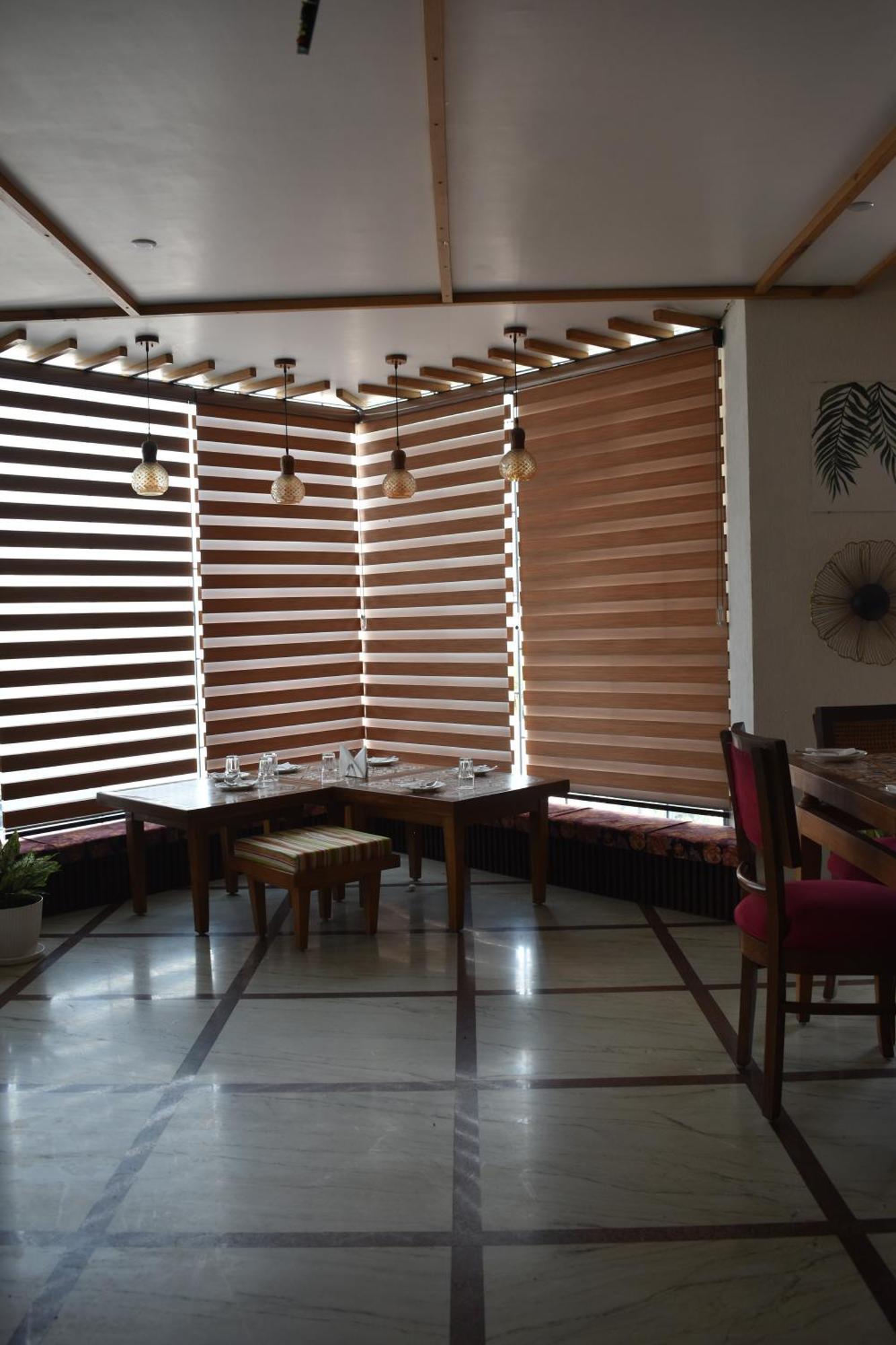 Hotel Padmini Palace Rāni Pokhri Buitenkant foto