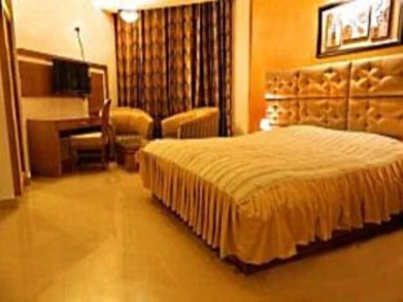 Hotel Padmini Palace Rāni Pokhri Buitenkant foto