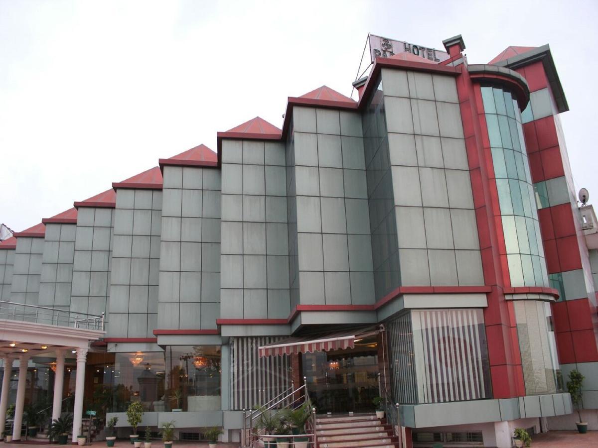 Hotel Padmini Palace Rāni Pokhri Buitenkant foto